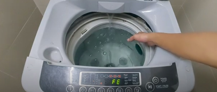 Lỗi FE máy giặt LG liên quan đến van cấp nước cứ cấp liên tục không ngừng